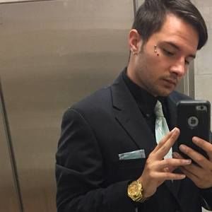 Meet your Posher, Zechariah